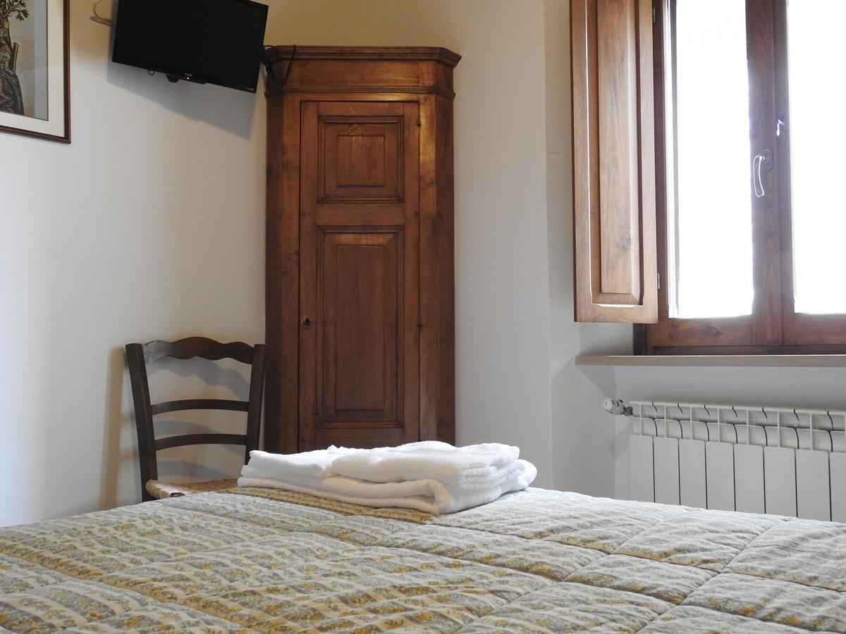 Locanda Il Falco Nero Fumone Eksteriør bilde