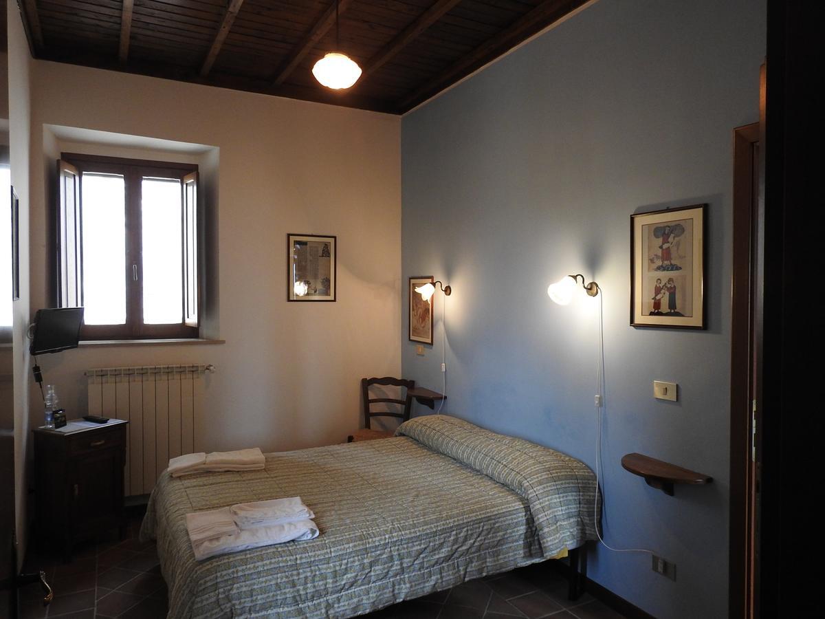 Locanda Il Falco Nero Fumone Eksteriør bilde